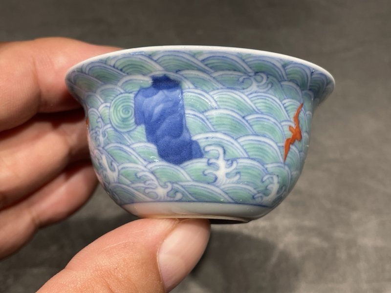 清雍正 斗彩福山寿海杯一对 - 图14