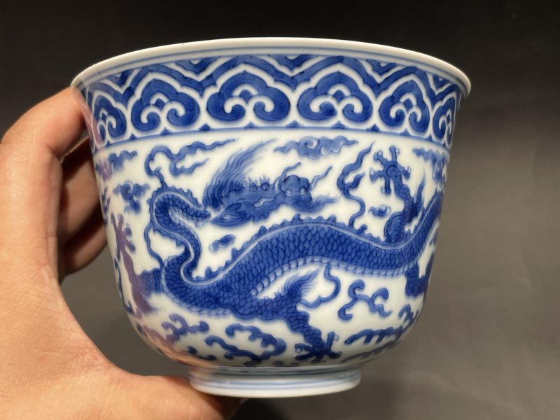 清乾隆 青花云龙纹仰钟碗 - 图2