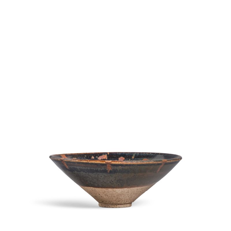 宋 磁州窰黑釉鷓鴣斑斗笠盞 | A CIZHOU RUSSET-SPLASHED BLACK-GLAZED CONICAL BOWL - 图2
