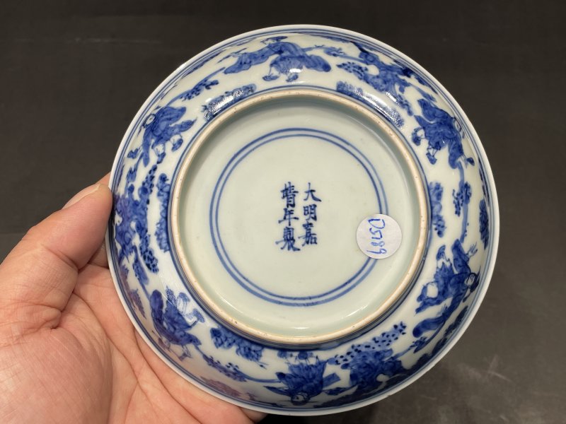 明嘉靖 青花外青花高仕内穿花凤纹盘 - 图7