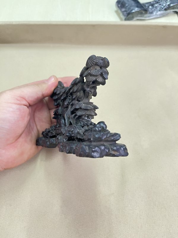 紫檀松鹤延年纹器座 - 图4