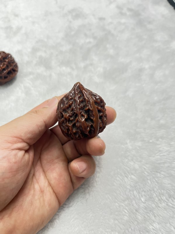 鸡心核桃手捻一对 - 图4