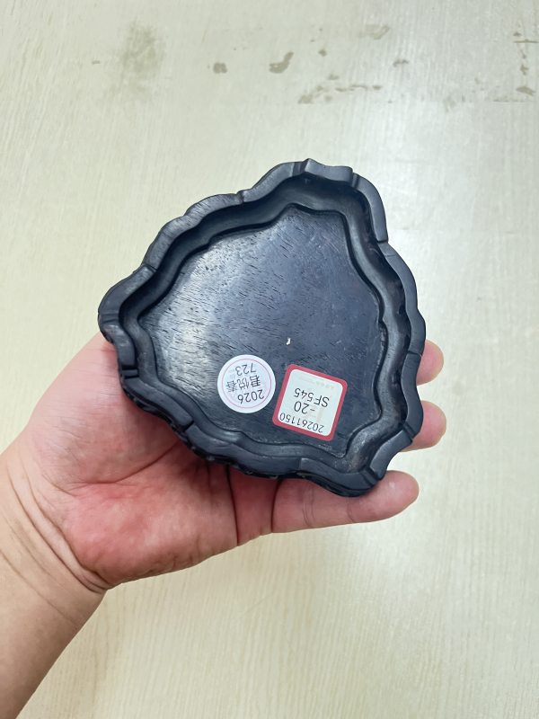 紫檀卷草纹花形器座 - 图6