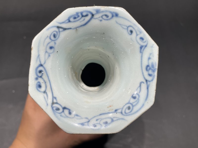 元 青花缠枝莲八方玉壶春瓶 - 图10