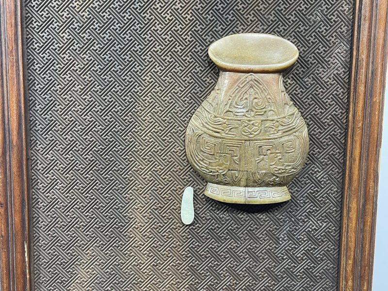 清 楠木嵌玉石清供诗文挂屏一对 - 图5