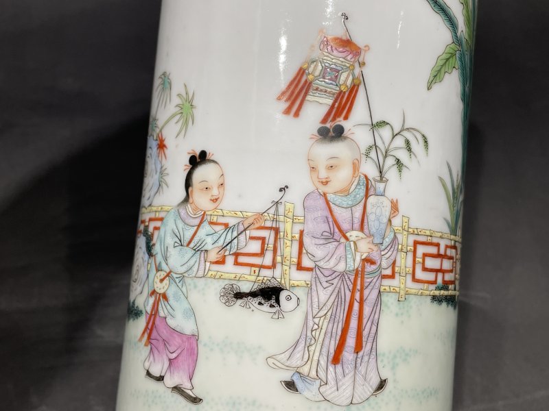 民国 粉彩麟趾呈祥帽筒一对 - 图7