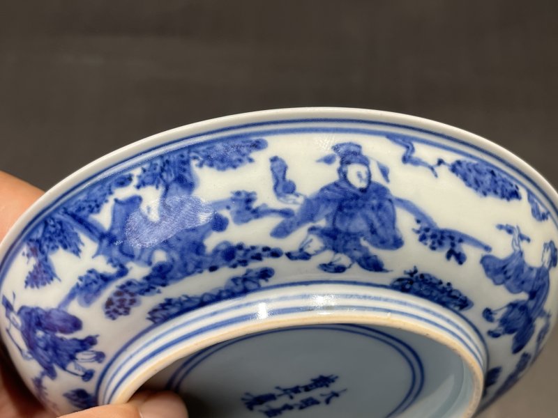 明嘉靖 青花外青花高仕内穿花凤纹盘 - 图9