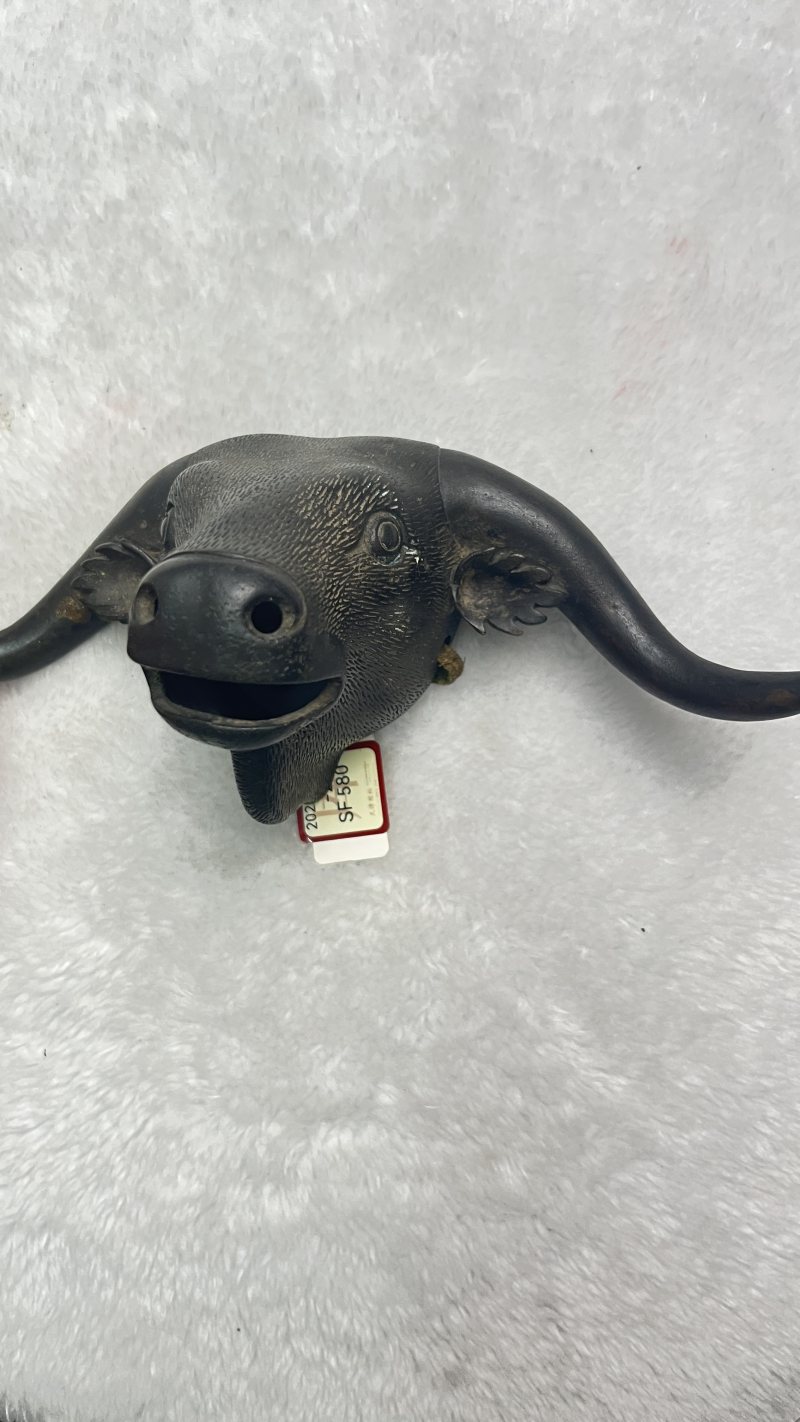 铜牛头法器 - 图3