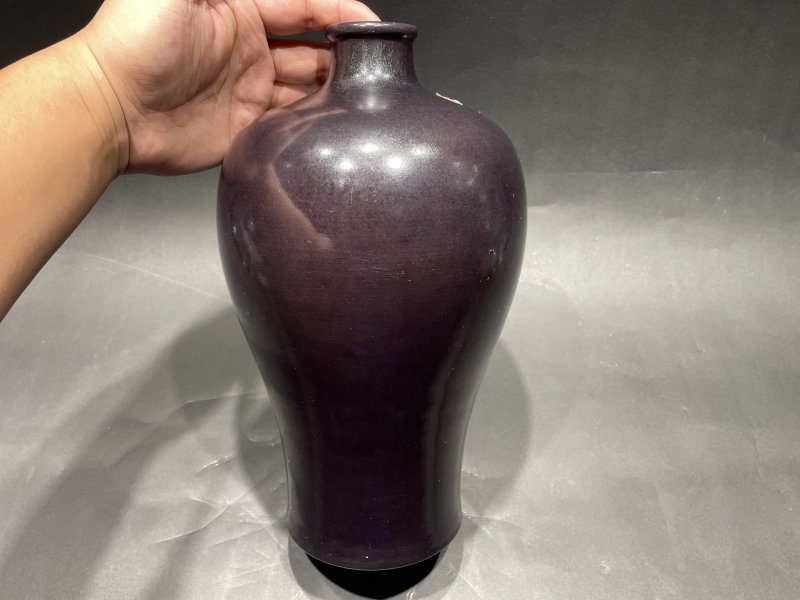 清康熙 茄皮紫釉梅瓶 - 图3