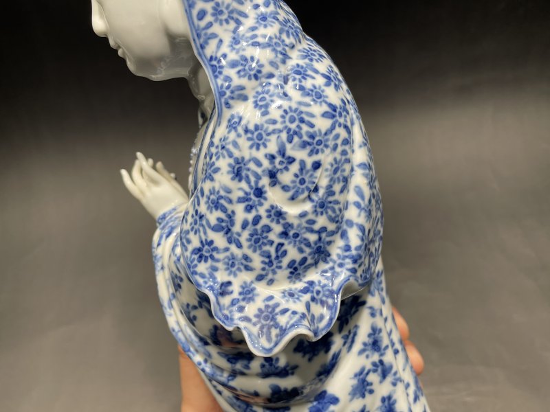 民国 “曾龙升造”青花观音塑像 - 图8