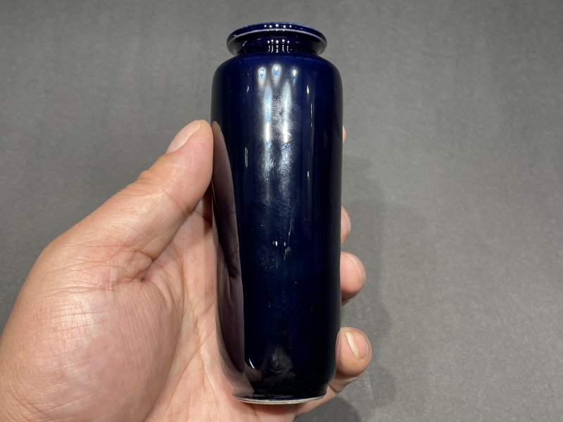 清雍正 茄皮紫小灯笼瓶 - 图4