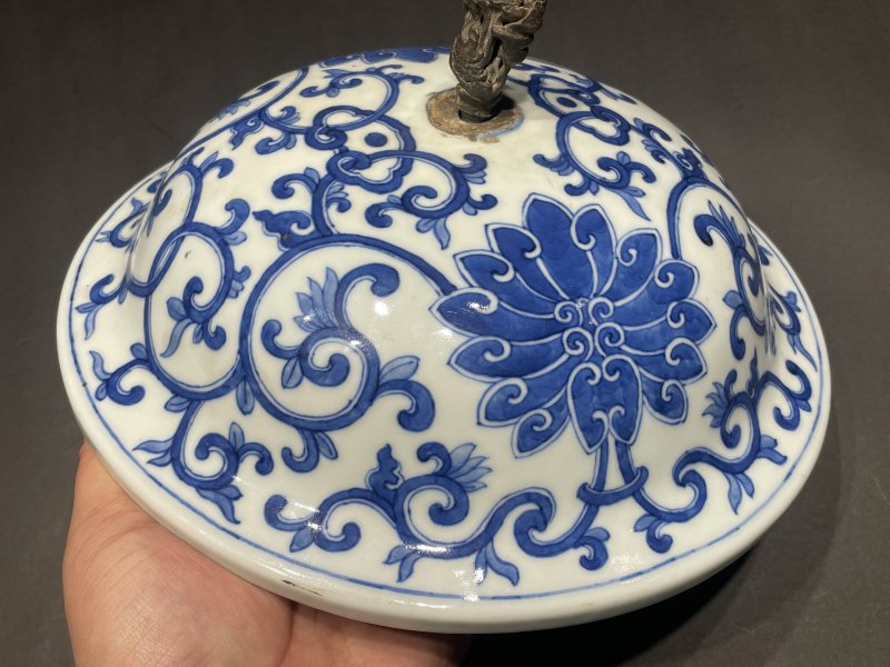 清光绪 青花缠枝莲纹大罐（带盖） - 图5