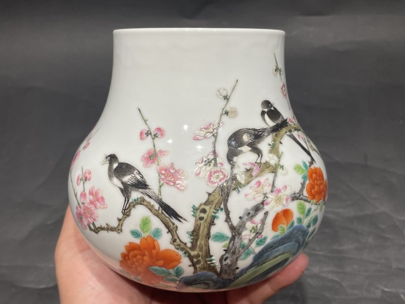 清道光 粉彩喜上眉梢纹鱼篓尊 - 图2