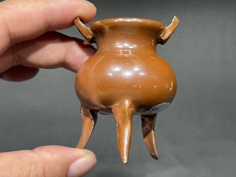 十七世纪 紫金釉三足鼎式炉（老木盖） - 图4