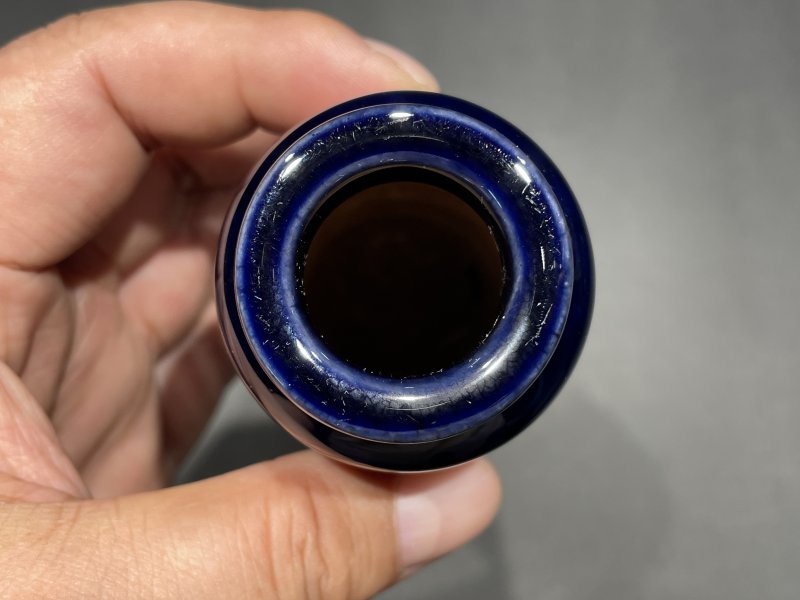 清雍正 茄皮紫小灯笼瓶 - 图6