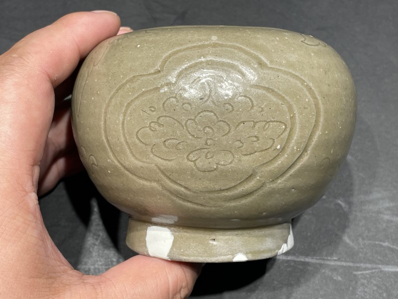 明 越窑青釉刻花钵 - 图3