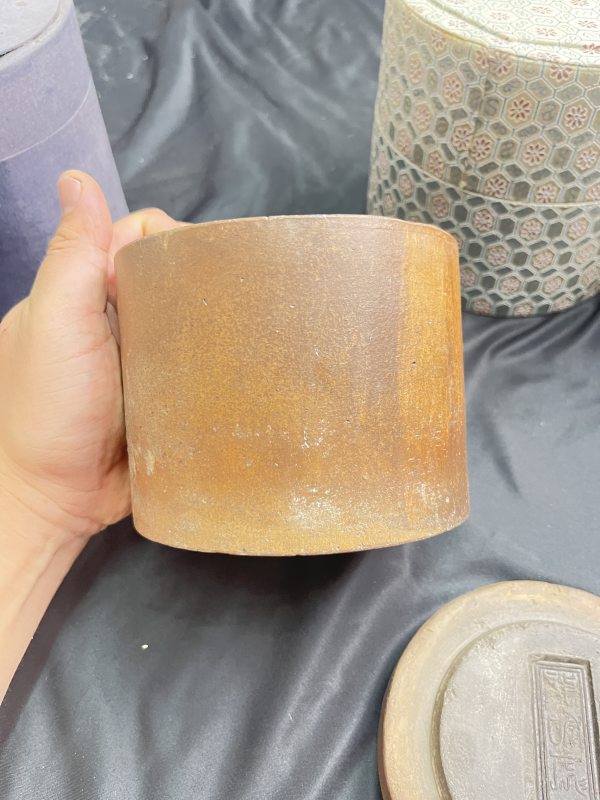 “龙吟虎啸”澄泥蛐蛐罐一对（附囊套） - 图4