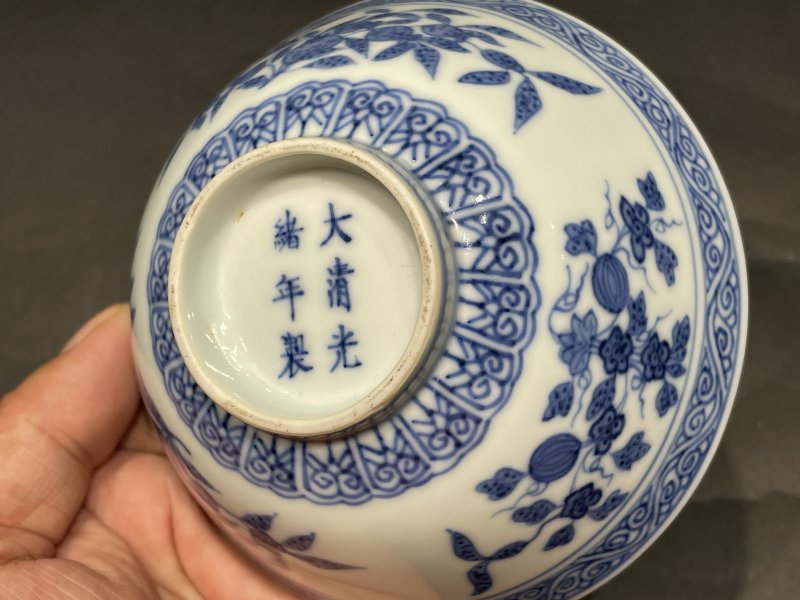清光绪 青花三多纹碗 - 图9