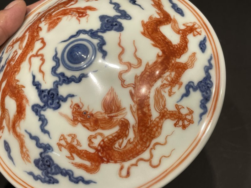 明宣德 青花矾红龙纹盖碗 - 图7