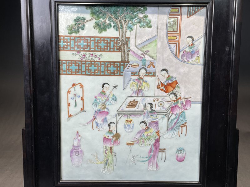 清乾隆 粉彩金线池人物故事图插屏 - 图3