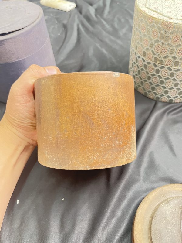 “龙吟虎啸”澄泥蛐蛐罐一对（附囊套） - 图5