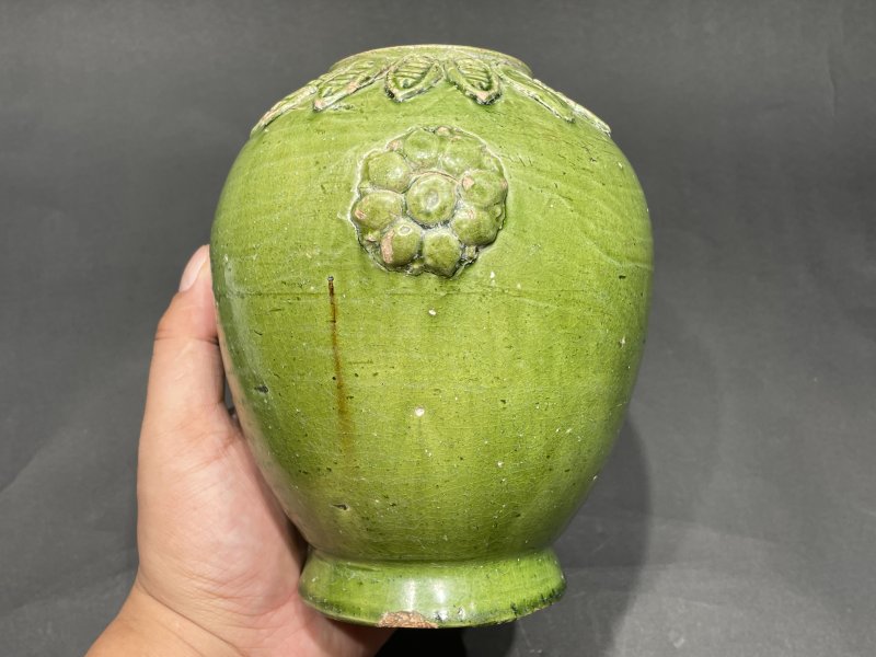 明 巩县窑贴塑宝象花蝉纹罐 - 图3