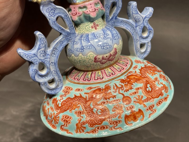 清乾隆 御制绿地洋彩描金八吉祥供器 - 图9