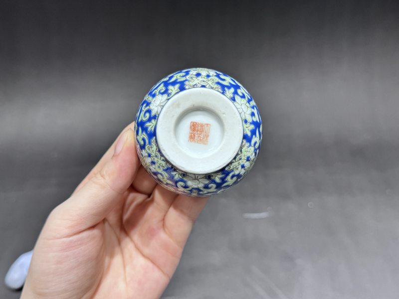 清道光 料彩宝相花福寿纹茶杯一对 - 图8