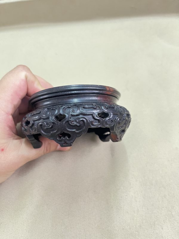 紫檀镶樱木面卷草纹圆形器座 - 图5