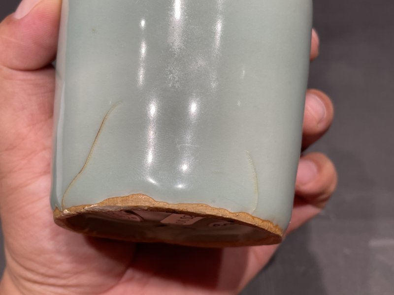 明 龙泉窑粉青釉纸槌瓶 - 图9