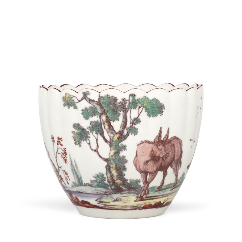 A rare Chelsea 'Fable' sugar bowl, circa 1752 - 图5