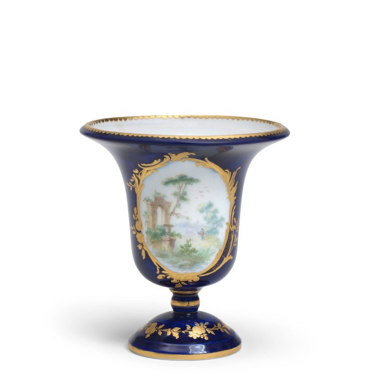 A small Vincennes/Sèvres blue-ground vase (vase perseval), dated 1756 - 图3