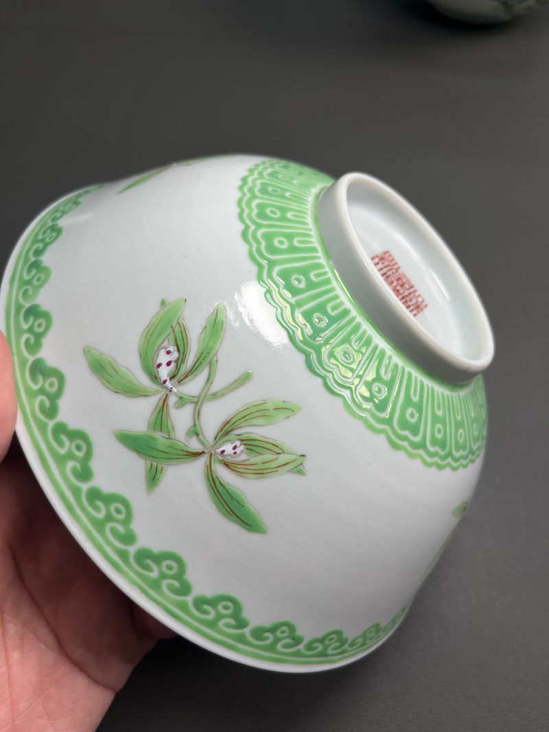 清嘉庆  淡绿料兰花纹碗（一对） - 图20