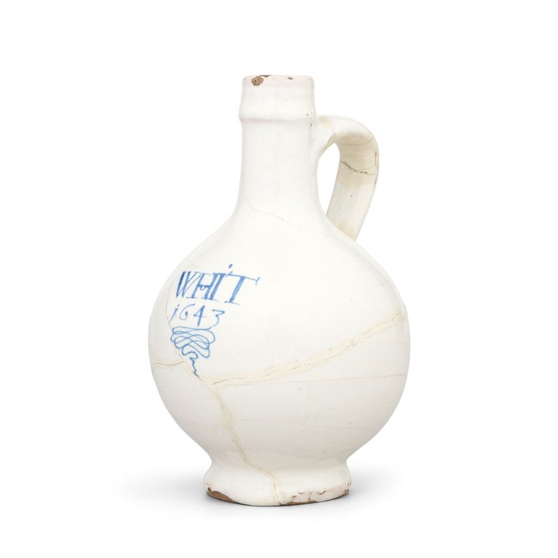 A London delftware wine bottle, dated 1643 - 图3