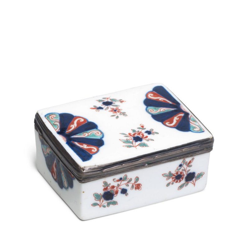 A Saint-Cloud silver-mounted rectangular snuff box and cover, circa 1745