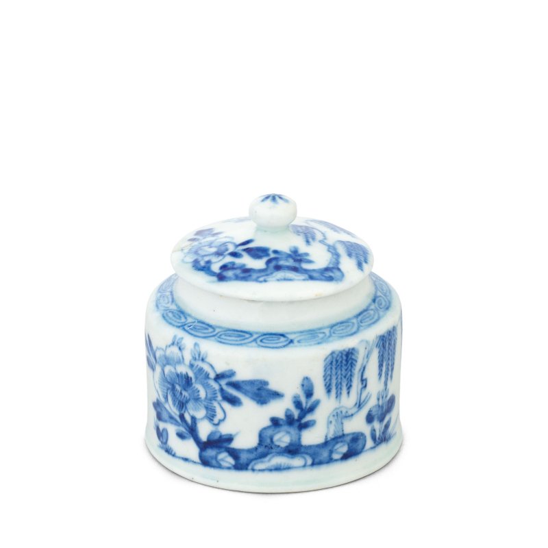A Bow mustard pot and cover, circa 1750-52 - 图3