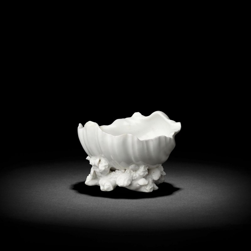 A Chelsea white shell salt, circa 1745-49 - 图2