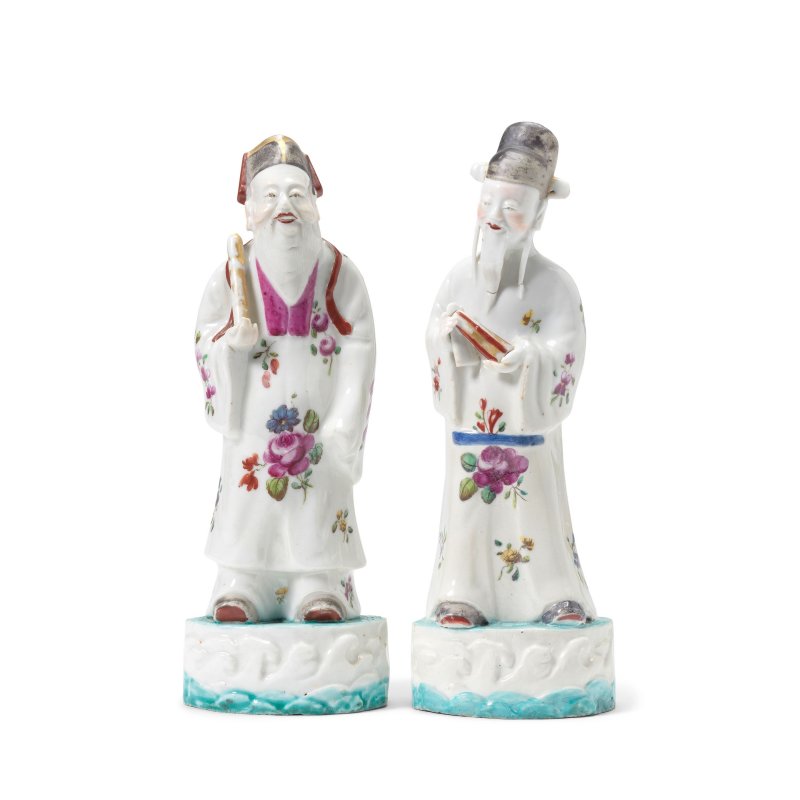 十八世紀 倫敦后加彩德化窯人像兩件 | TWO LONDON-DECORATED DEHUA FIGURES