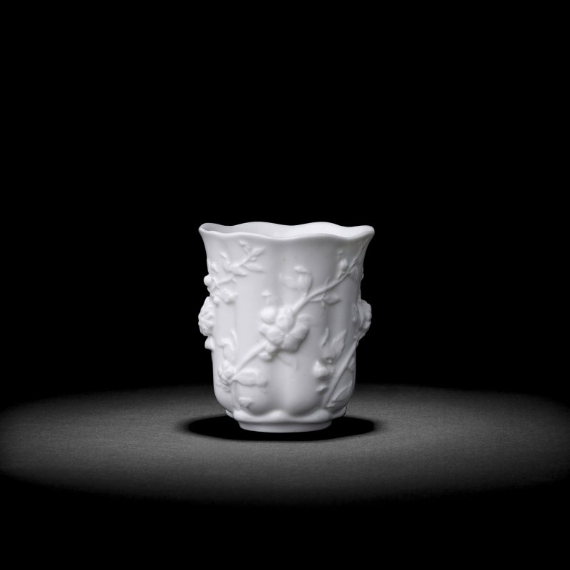 An extremely rare Chelsea white 'teaplant' beaker, circa 1745-49 - 图3