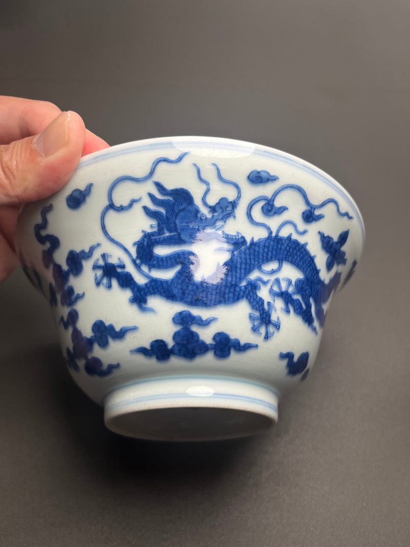 清乾隆  青花云龙纹折腰碗 - 图3