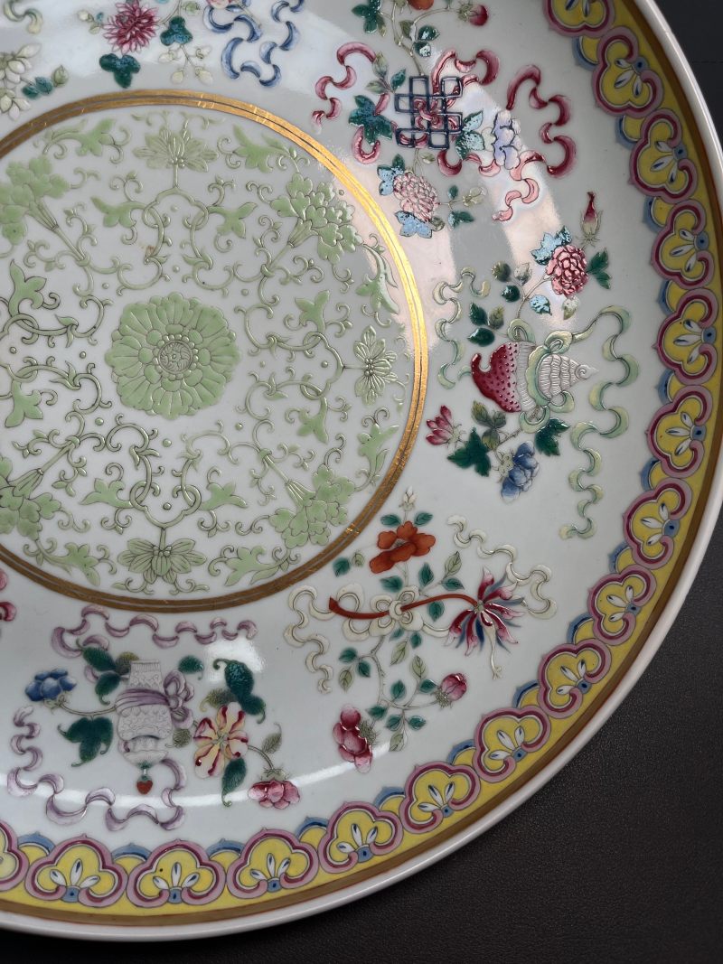 清宣统  粉彩八吉祥纹大盘 - 图9