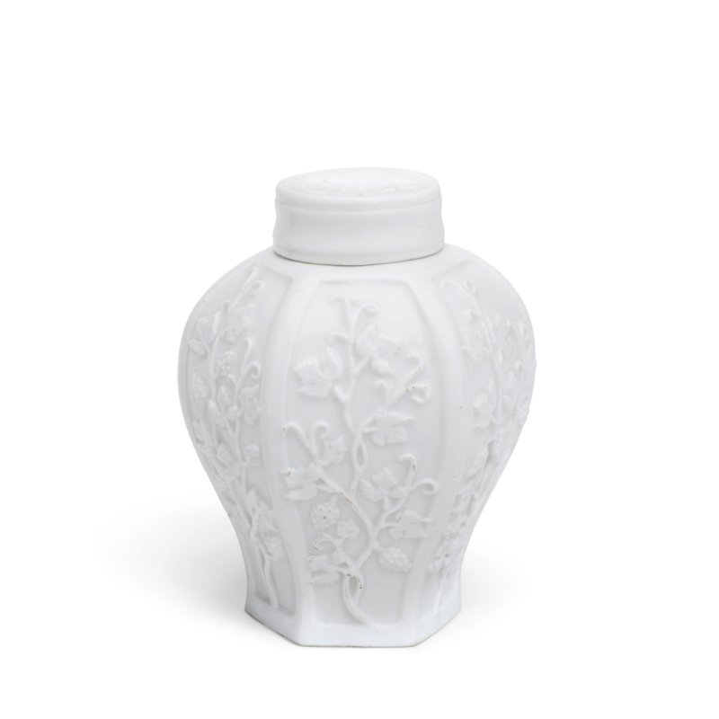A Meissen hexagonal tea canister and cover, circa 1725-30 - 图3