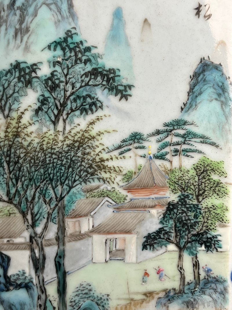 清乾隆  青花八吉祥开光洋彩“四时燕居”图诗文八方瓶 - 图11
