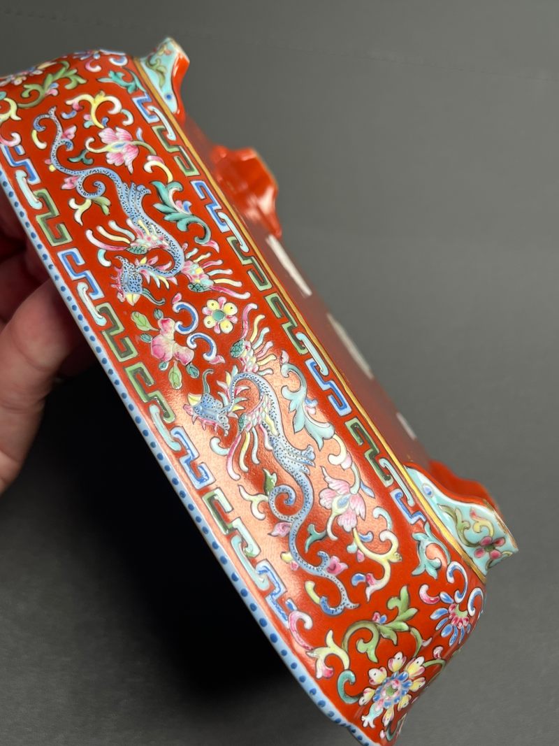 清乾隆  珊瑚红地洋彩夔凤纹长方倭角水仙盆（一对） - 图21