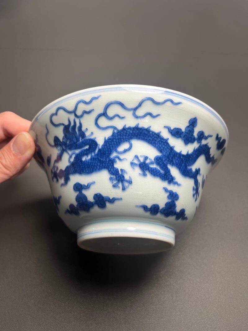 清乾隆  青花云龙纹折腰碗 - 图5