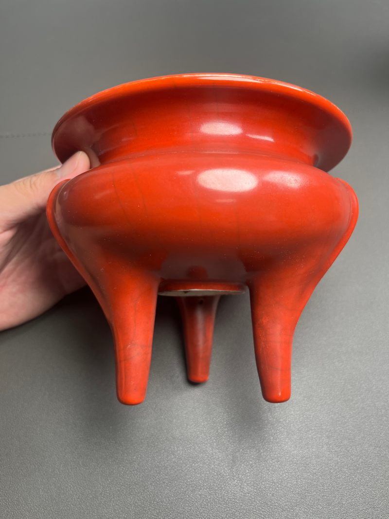 清雍正  珊瑚红釉鬲式炉 - 图4