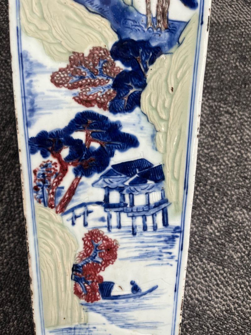 清康熙  釉下三彩山水人物亭台楼阁图四方瓶（税） - 图10