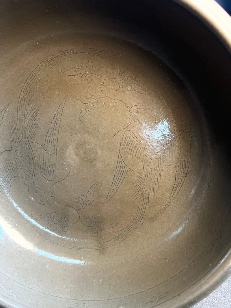 明或明以前  越窑青釉鹦鹉纹折沿洗 - 图8
