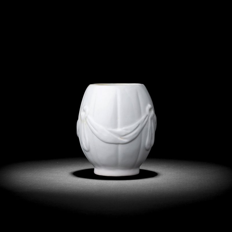 An exceptionally rare St James's (Charles Gouyn) white tea canister, circa 1751