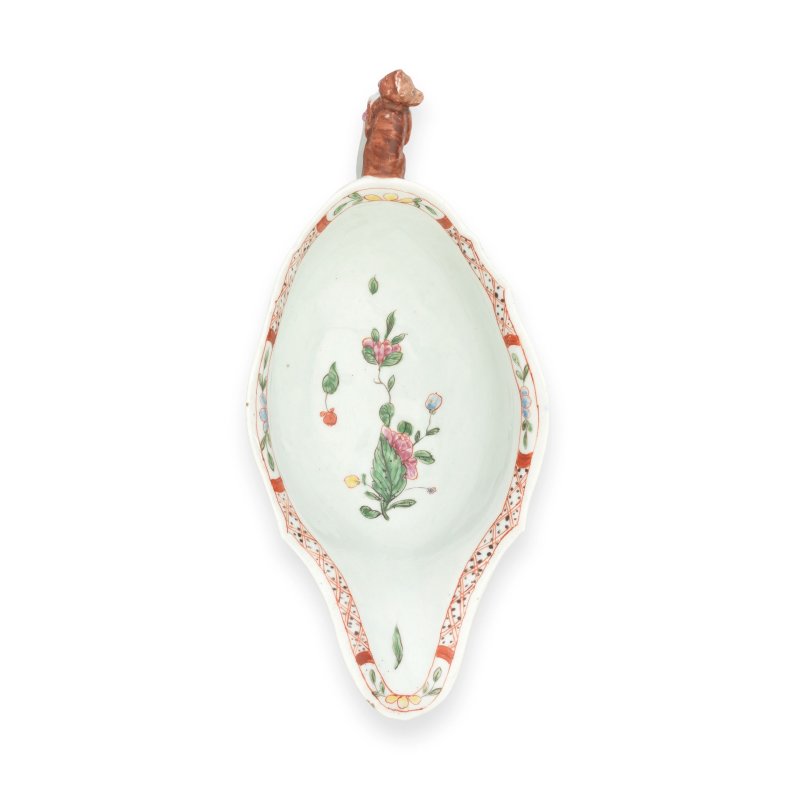 A remarkable Vauxhall sauceboat, circa 1755-56 - 图5